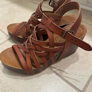 Elegant Brown Strappy Wedge Sandals